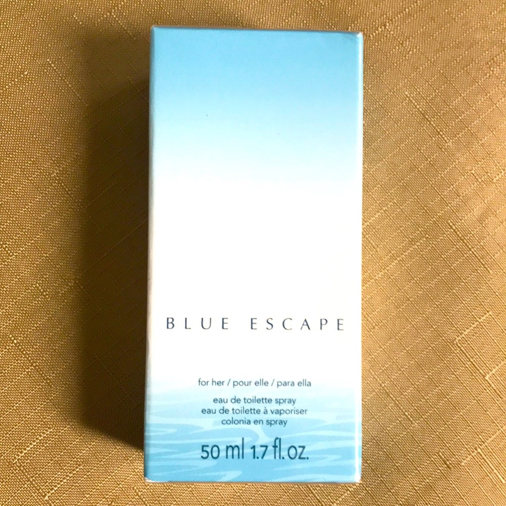 AVON Blue Escape Spray